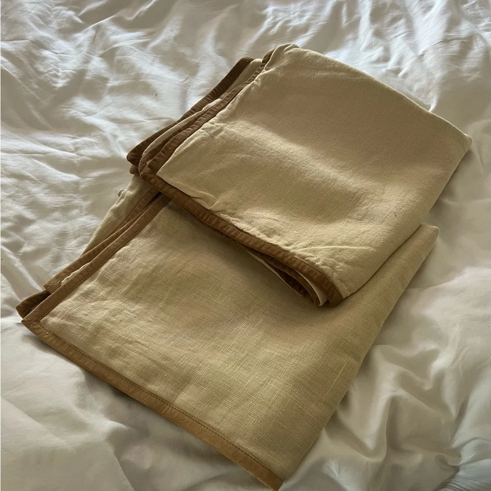 2 Linen Ralph Lauren Pillowcases